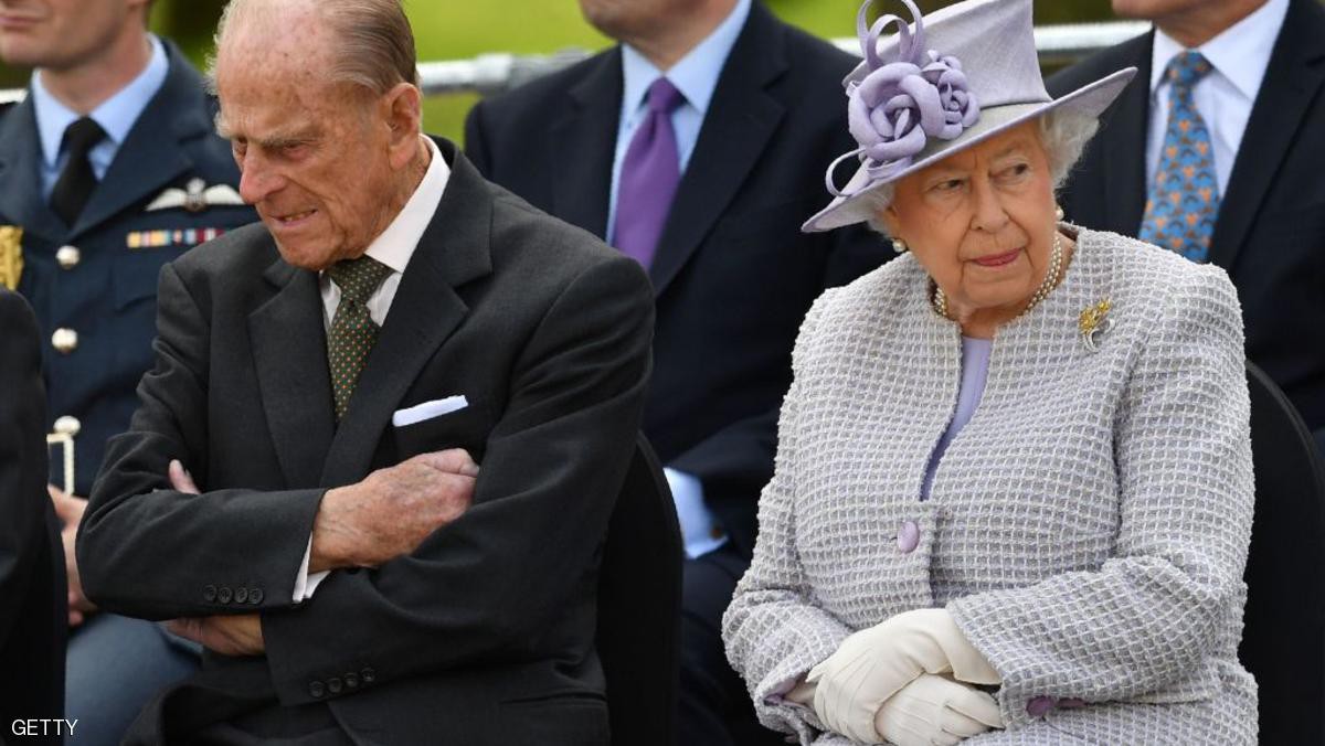 زوج الملكة إليزابيث ينسحب من واجباته الملكية 