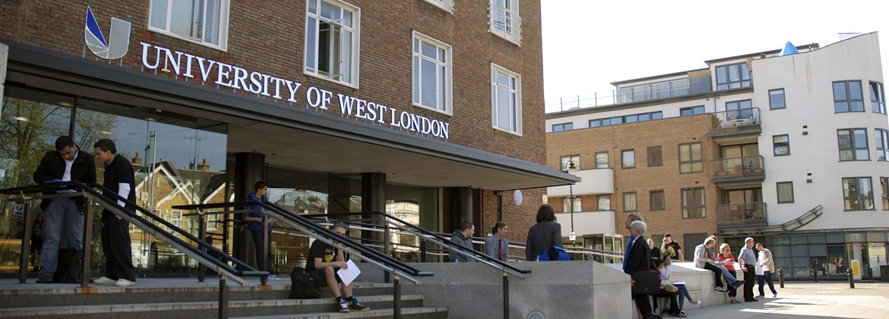 افتتاح فرع جامعة غرب لندن في منطقة راكز الأكاديمية برأس الخيمة 