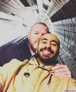 هل ظهر نجم ستار اكاديمي "عبد الله الدوسري" في مهرجان المثليين في لندن مع حبيبه؟ 