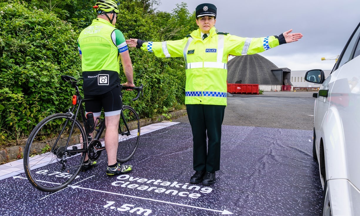 شرطة لندن السرية تطلق حملة "مساحة لراكبي الدراجات" 