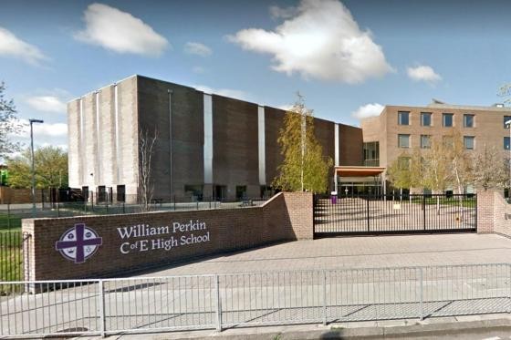 طفل يتوفى في إحدى مدارس لندن في غرينفورد بسبب قطعة من الجبن‎ 