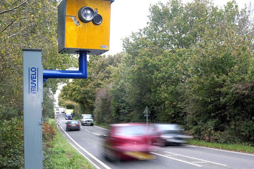 نصف كاميرات مراقبة السرعة في المملكة المتحدة لا تعمل 