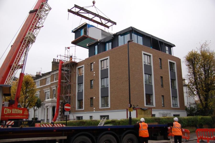 دراسة: بناء الشقق على أسطح المنازل القائمة يحل أزمة السكن في لندن 