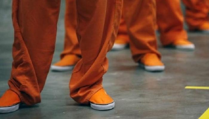 سجينات بريطانيا يخترن ألوان زنزاناتهن 