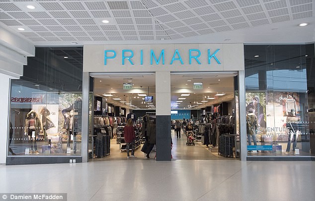 تصريحات صادمة لمن يريد العمل في متجر بريمارك Primark !! 