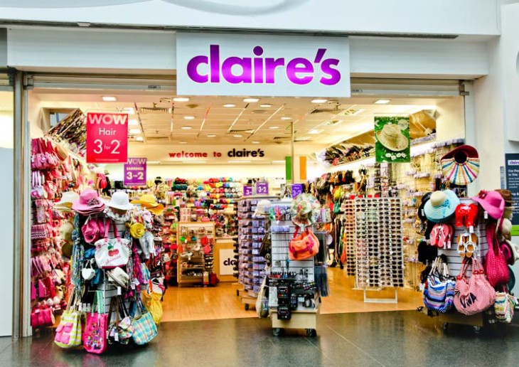 شركة كليرز للإكسسوارات Claire’s Accessories على حافة الإفلاس بسبب الديون المتراكمة 
