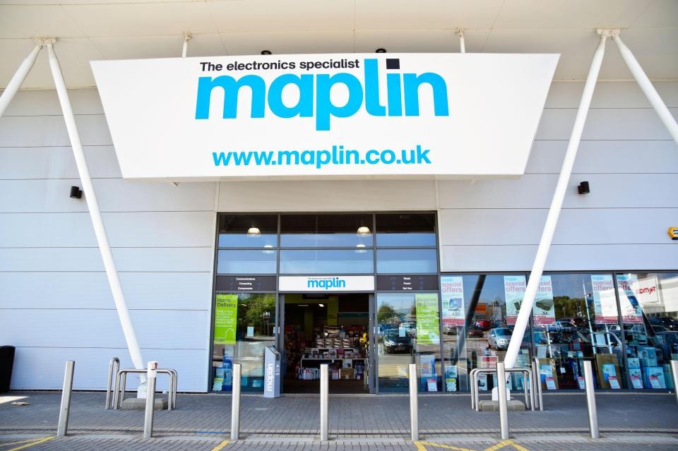 "MAPLIN" تقدم خصومات هائلة على بضائعها قبل إغلاق جميع متاجرها في المملكة المتحدة 