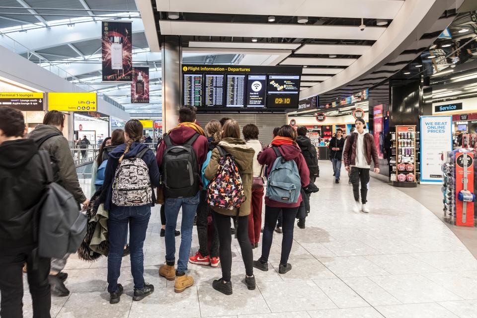 خطط لفرض رسوم 15 جنيه استرليني على المسافرين من أجل الوصول إلى مطار هيثرو 