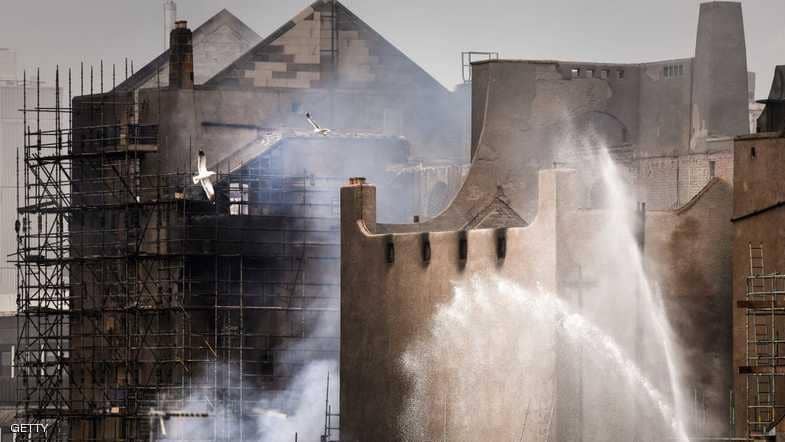 حريق يلتهم "تحفة معمارية" في اسكتلندا 