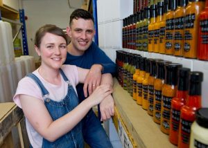 زوجان يحولان حبهما للطبخ إلى عمل تجاري يحقق ربح 500.000 جنيه استرليني في السنة 