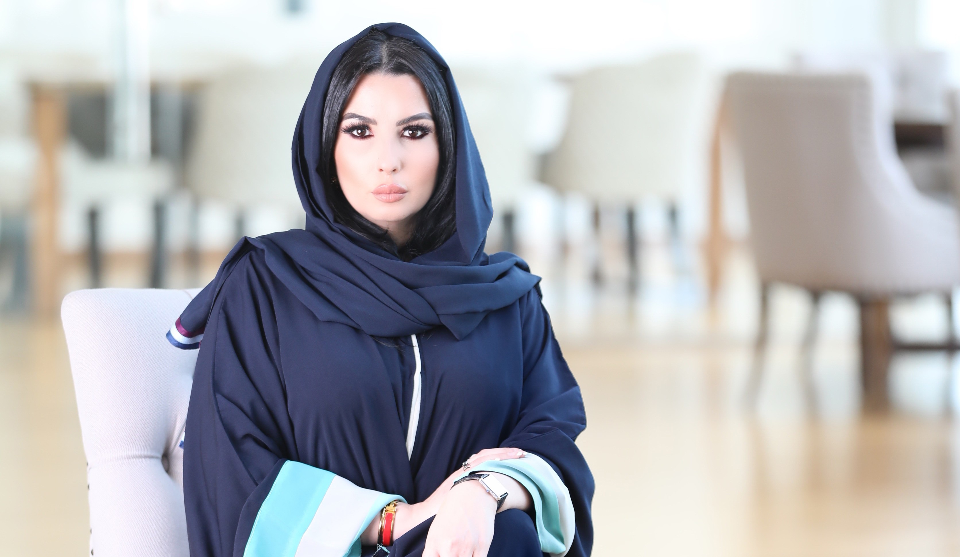 مقابلة: سيدة الأعمال ليلى أبو زيد تتحدث لمجلة "أرابيسك لندن" حول دور المرأة السعودية في المرحلة الجديدة بالمملكة 