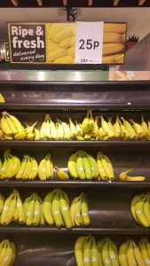 تيسكو تغير الطريقة التي تحدد بها أسعار الموز وتجعله أكثر تكلفة 