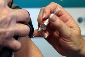 الإنفلونزا القاتلة تهدد ملايين البريطانيين بعد حصول عدد أقل من الأشخاص على اللقاح 