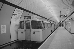 بالصور.. محطات مترو الأنفاق "الأندرغراوند" المهجورة في لندن والباقية حتى يومنا هذا 