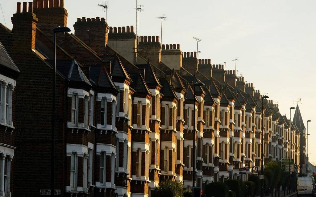 أسعار المنازل في لندن تسجل أكبر هبوط فصلي بـ10 سنوات 