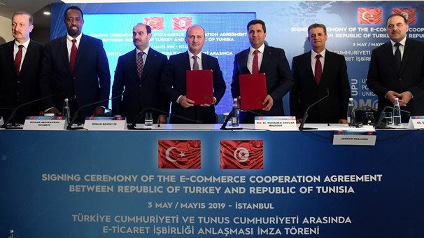 تونس وتركيا توقعان اتفاقية تعاون في مجال التجارة الإلكترونية 