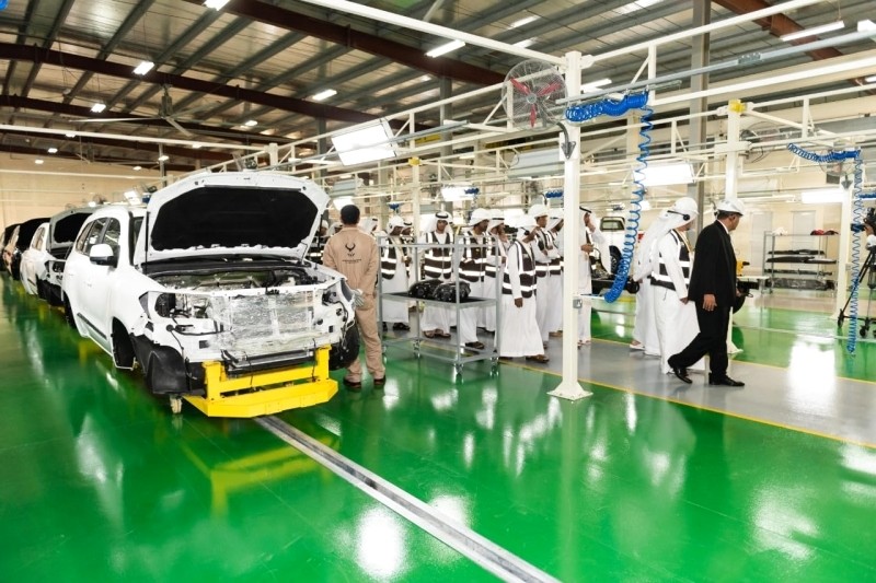الإمارات تفتتح مصنعها الأول لصناعة السيارات في دبي 