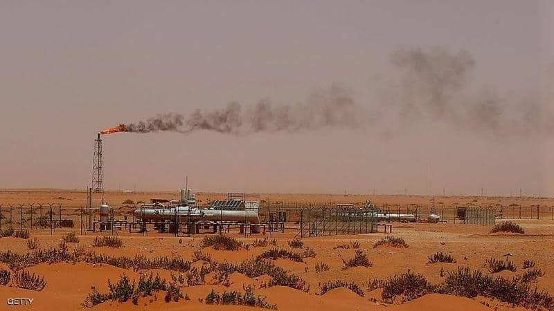 أرامكو السعودية توقع عقوداً بقيمة 18 مليار دولار لتطوير حقول نفطية 
