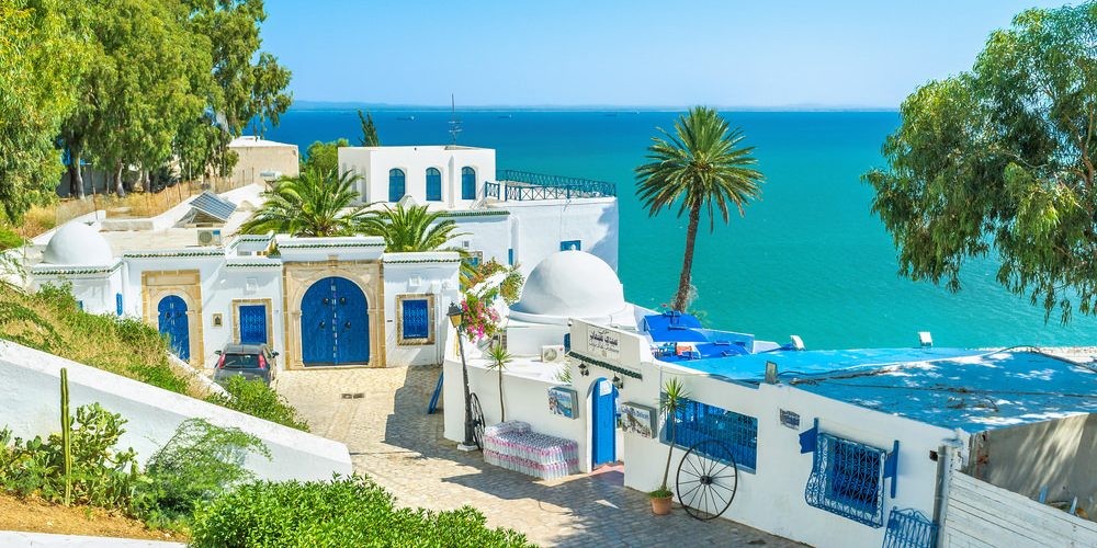 تونس في انتظار 9 ملايين سائح خلال العام الحالي مع عودة السياح الأوروبيين 
