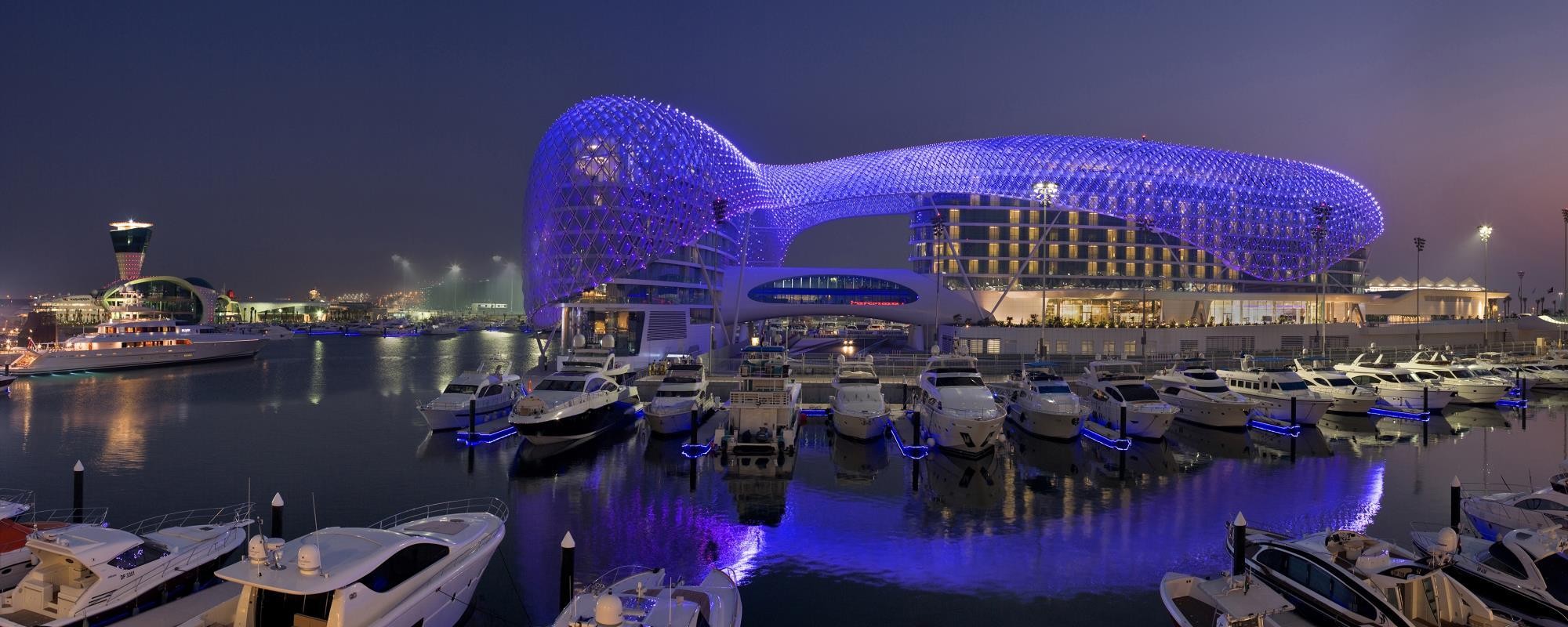 أبوظبي تحتضن أول مدينة ترفيهية بحرية في الإمارات 