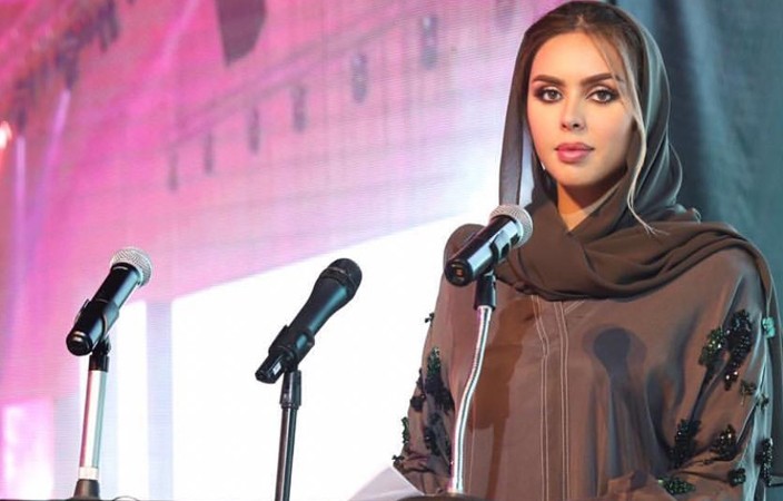 الإعلامية السعودية سارة عبد العزيز تدرس إمكانية دخولها عالم التمثيل 