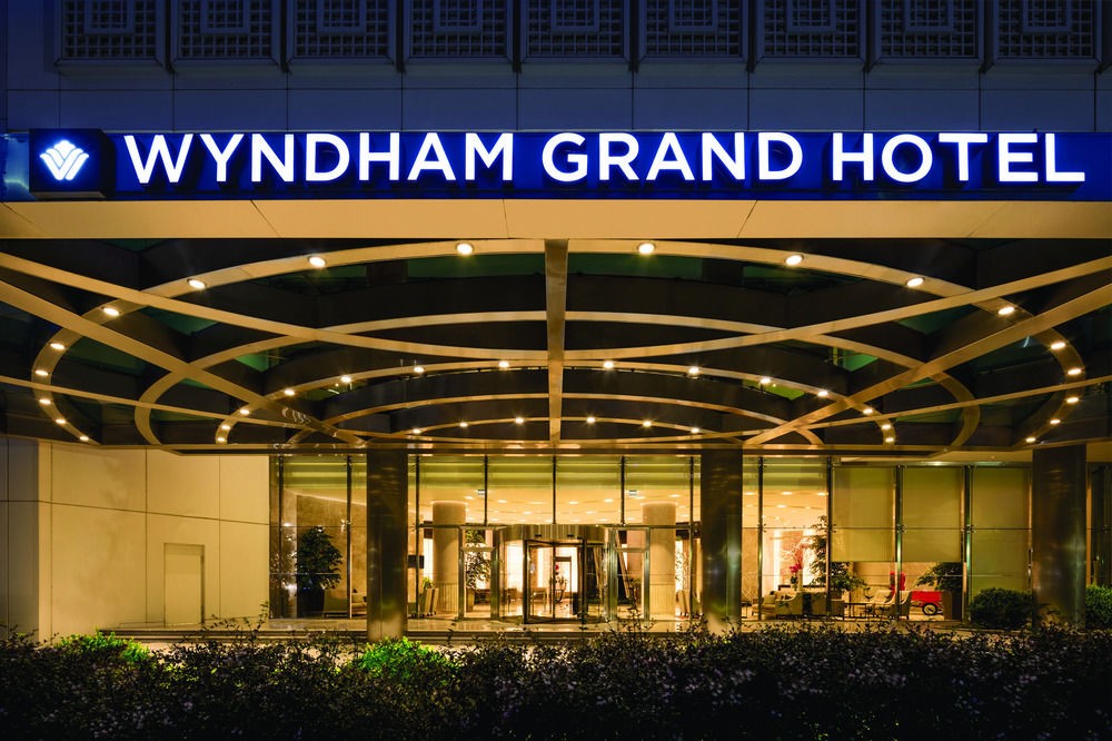 مجموعة فنادق ومنتجعات ويندام العالمية تستعد لافتتاح فندقين في مسقط 