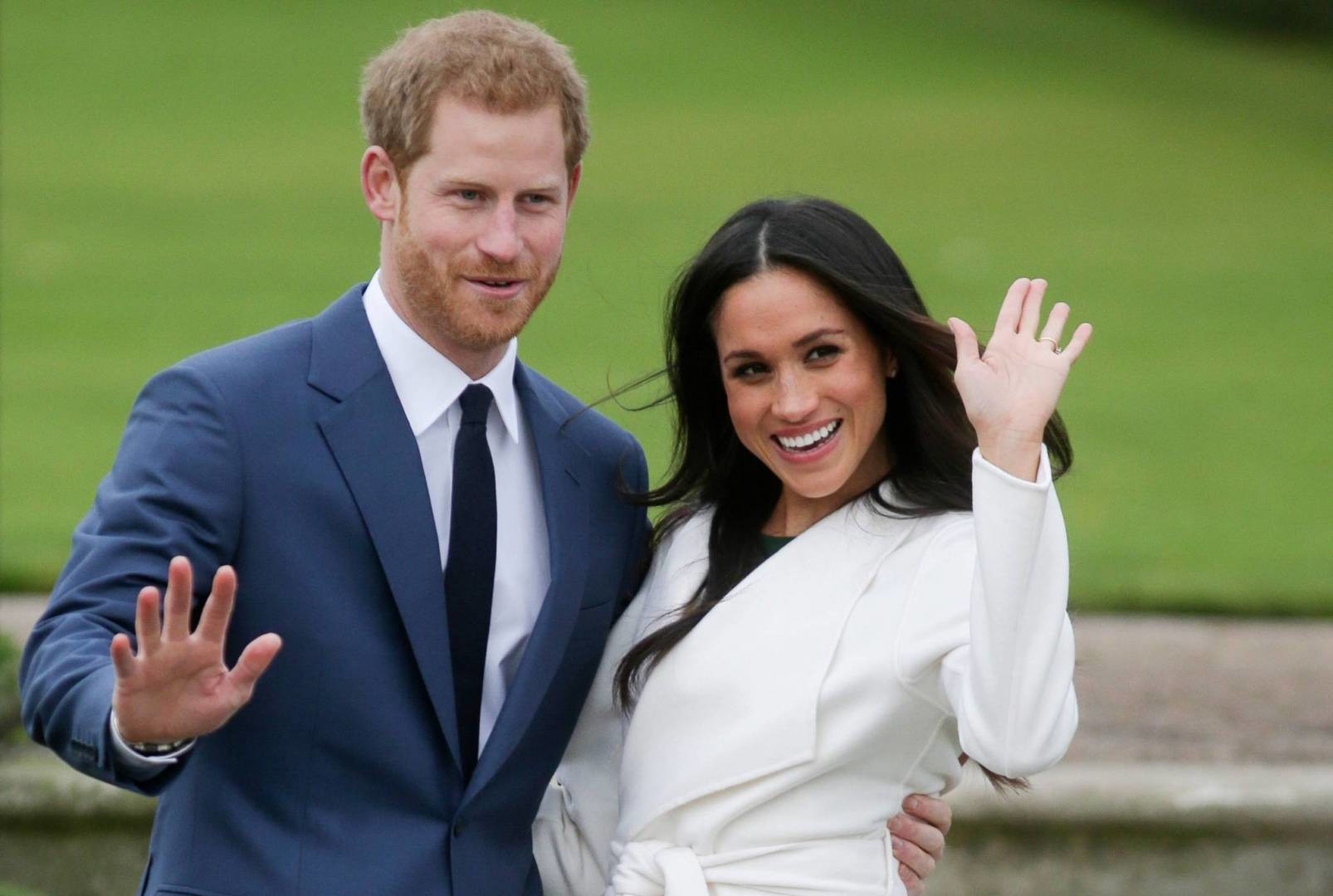 الأمير هاري وزوجته يعلنان عن تنازلهما عن دورهما في العائلة البريطانية المالكة 