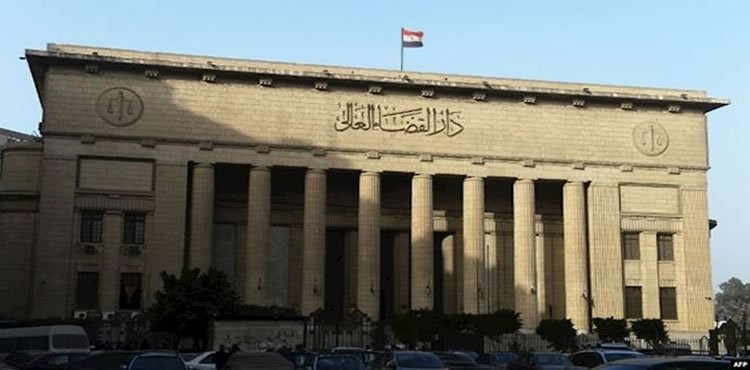 جنايات القاهرة تحكم بحبس عصابة قامت بالنصب على شقيقين بعد عودتهم إلى لندن 