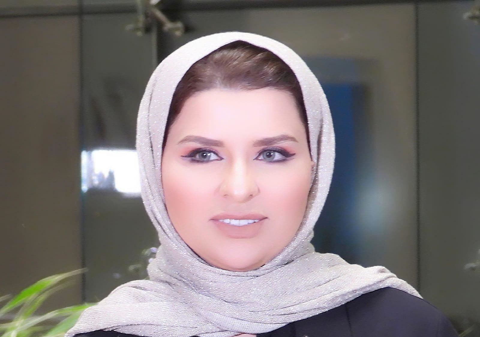 تألق سيدة سوق الذهب الأولى سيدة الأعمال الكويتية سُرى راشد 