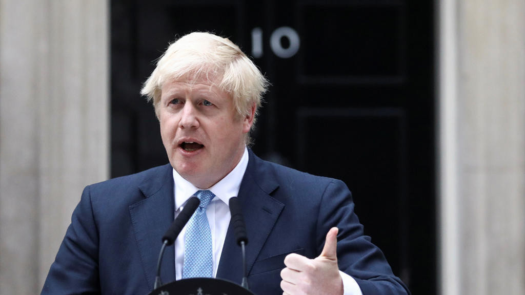 رئيس الوزراء البريطاني يرفض تقديم استقالته قبل انتهاء التحقيق 