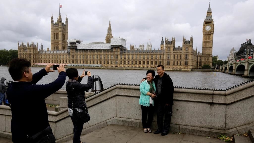 ارتفاع معدل جرائم الكراهية ضد الصينيين في بريطانيا بعد تفشي كورونا 