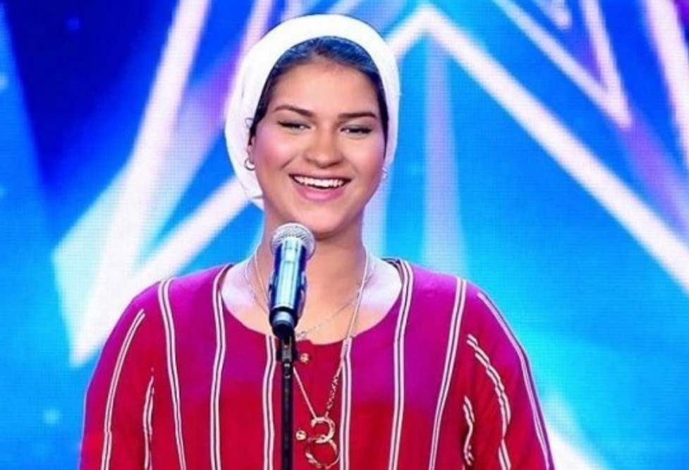 "إيمان الشميطي" نجمة Arabs got Talent حديث مواقع التواصل الاجتماعي. 