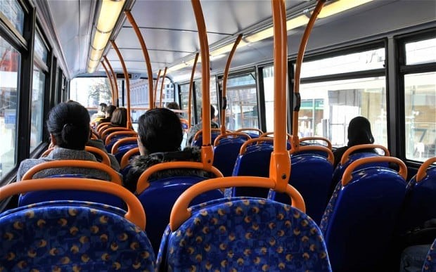 عادة مزعجة تتكرر باغلبية حافلات النقل العام في لندن..تعرف عليها 
