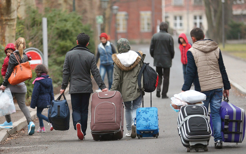 في بريطانيا، طالب اللجوء ينتظر أكثر من 6 أشهر لاستكمال ملفه ! 