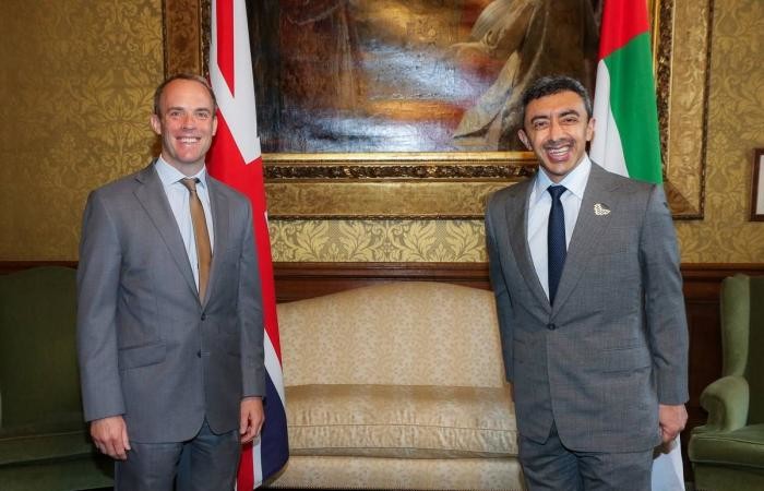 الإمارات تبحث مع بريطانيا سبل تعزيز التعاون المشترك في العديد من المجالات 