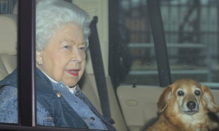"فولكان" كلب الملكة إليزبيث يموت بعد 13 عاماً في القصر 