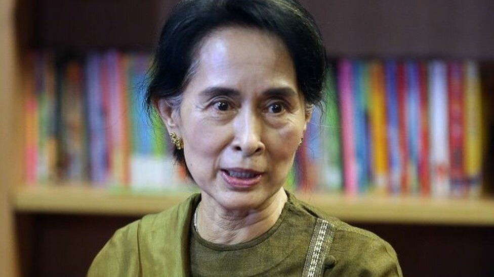 انقلاب ميانمار: بوريس جونسون يدين "السجن غير القانوني" لأونغ سان سو كي 