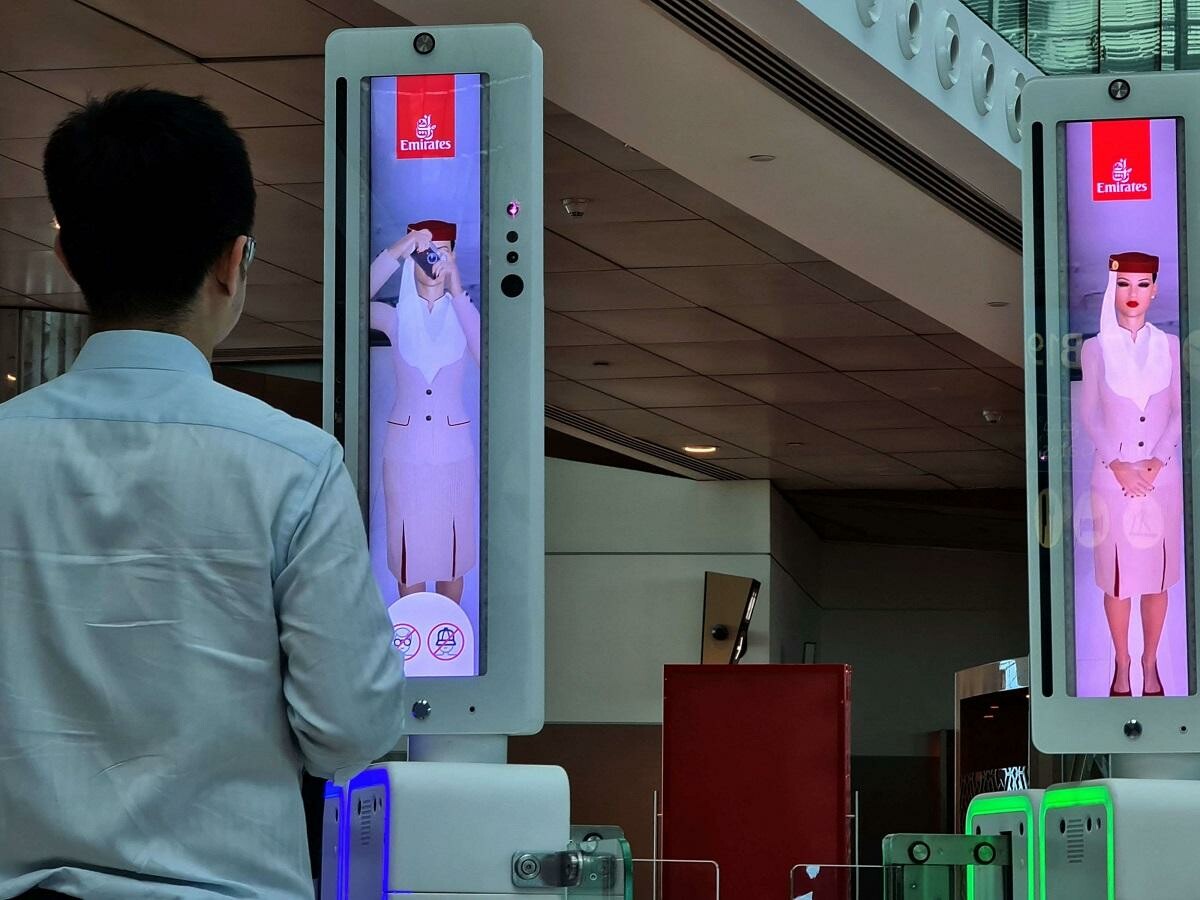 مطار دبي يطلق تقنية جديدة لإنهاء إجراءات السفر في 10 ثوان ! 