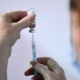 كوفيد-19: اللقاحات متاحة لمن أعمارهم بين 25 و29 في أيرلندا الشمالية 