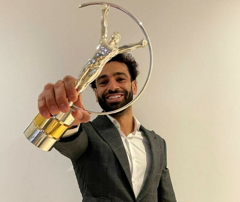 محمد صلاح يفوز بجائزة لوريوس سبورت للإلهام الرياضي لعام 2021 