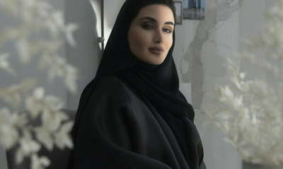 المصممة الإماراتية ياسمين الملا تتعاون مع دار عالميّة كبرى 