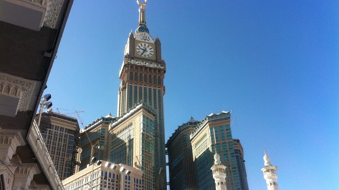برج الساعة في مكة يتصدر ناطحات السحاب بـ15 مليار دولار 
