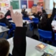 مدارس انجلترا تعلن حالة التأهب القصوى" من فيروس كوفيد-19 