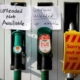 أزمة الوقود: نصف محطات الوقود في المملكة المتحدة تتوقف عن الخدمة 