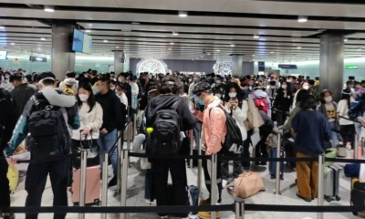 طوابير انتظار "مروعة" في مطار هيثرو تجبر الموظفين على العمل 12 ساعة متواصلة 