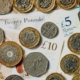 الحكومة البريطانية تعلن عن أكبر تخفيض ضريبي على الدخل منذ 10 سنوات 