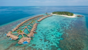 استمتع بموسم الأعياد في فندق دبليو المالديف(W MALDIVES) هذه السنة 