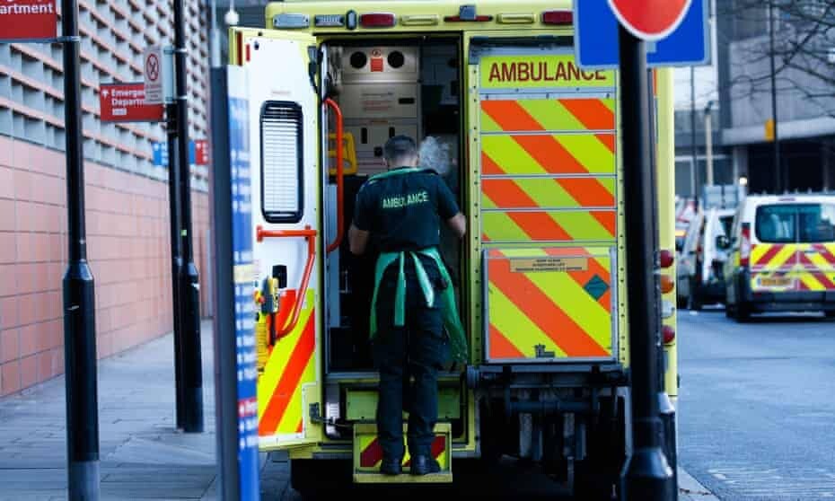 الأطباء الشرعيون في إنجلترا يصدرون تحذيرات  بشأن الوفيات التي كان  يمكن تجنبها بسبب الوباء    