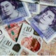 البنك المركزي البريطاني يقرر سحب فئة 20 و50 جنيه إسترليني الورقية من التداول 