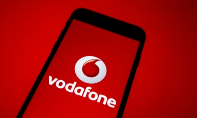مليوني بريطاني من مستخدمي "Vodafone" مهددين بإيقاف الخدمة عنهم لهذا السبب؟ 